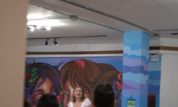 Inauguración en la galería: Sombras y Siluetas ilumina la Alianza Francesa de Loja