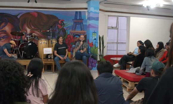 Encuentro Ojo de Agua: educación ambiental y expresiones artísticas en la Alianza Francesa de Loja Encuentro Ojo de Agua: educación ambiental y expresiones artísticas en la Alianza Francesa de Loja